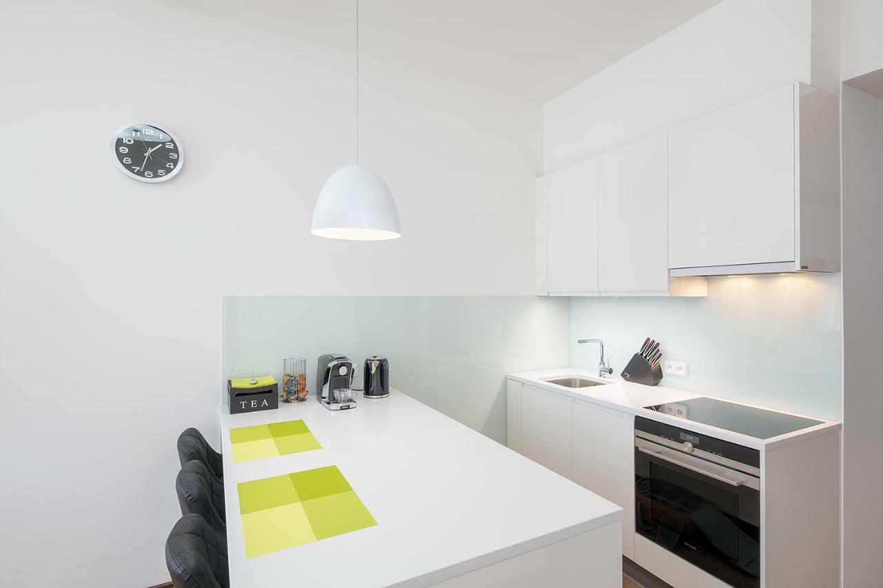 Apartment Near City Centre With Parking Place 布拉格 外观 照片